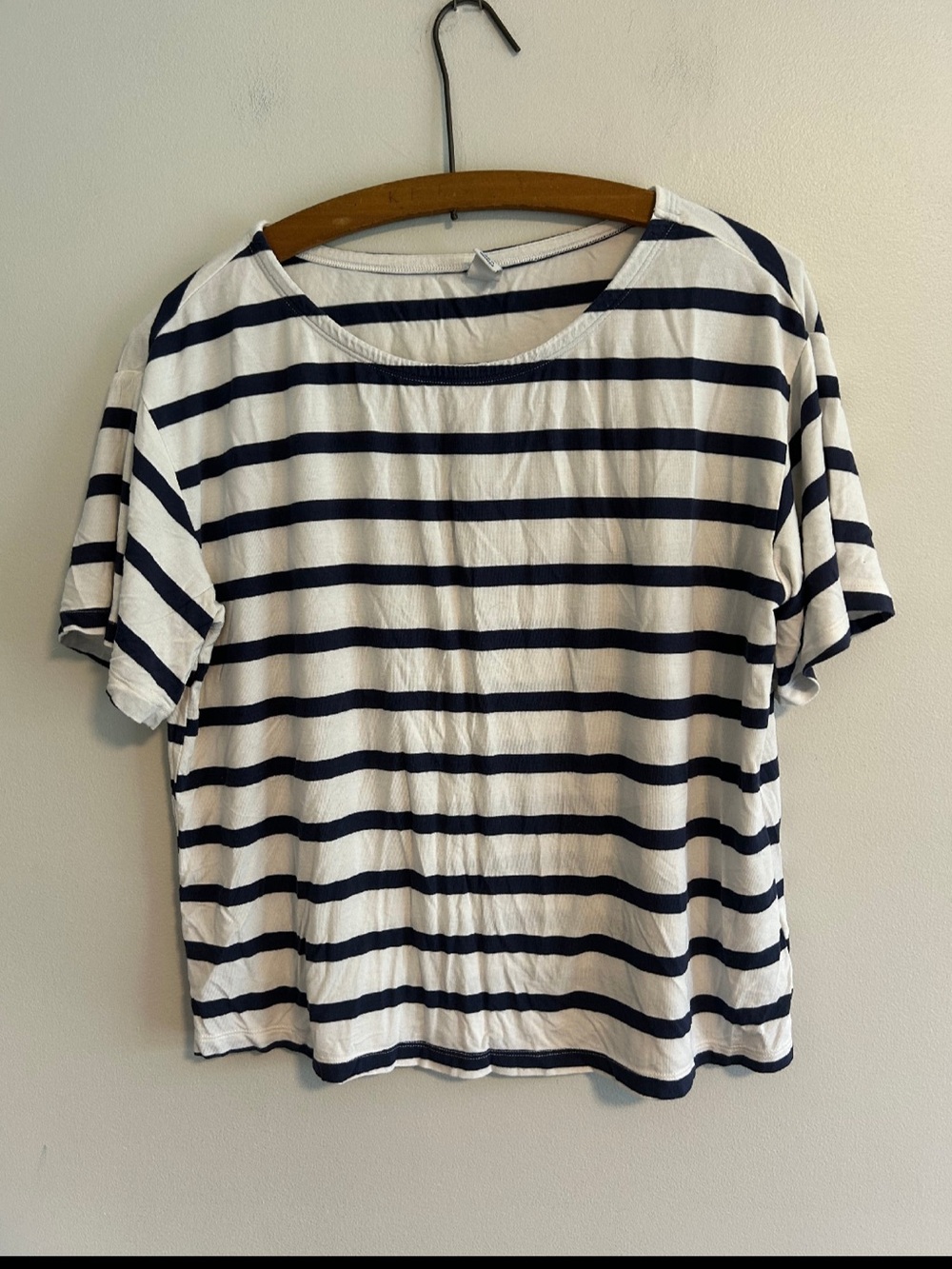 (3/$20) Old navy small Stripe blue & White Sunday sleep short sleeve T-shirt